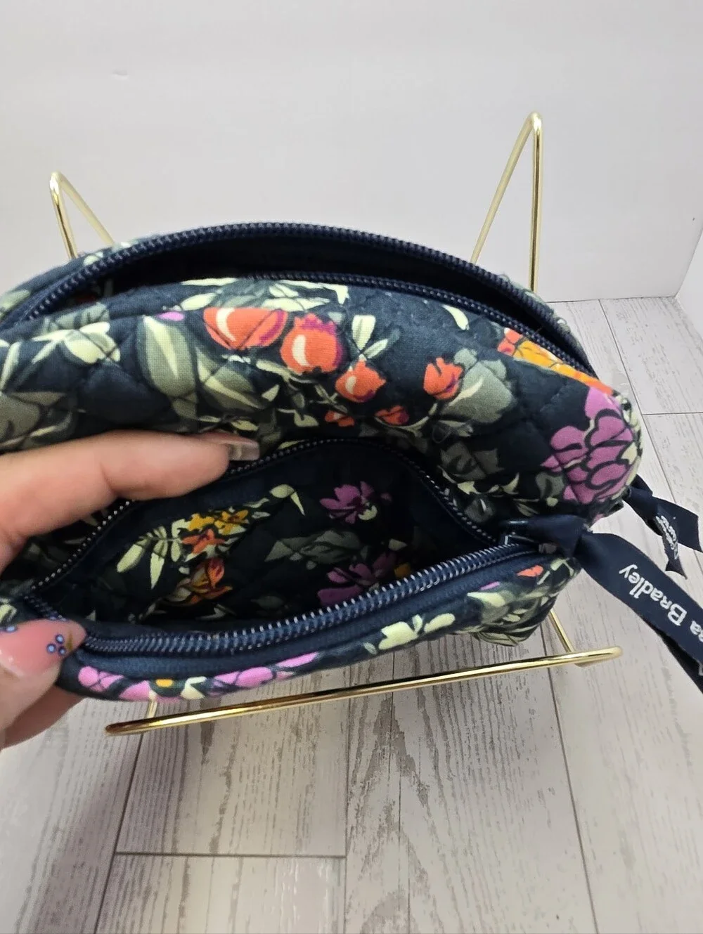 NWOT Vera Bradley Country Floral Grandmacore Medium Quilted Cosmetic Makeup Bag